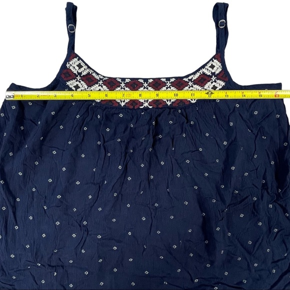 Cape Juby size medium spaghetti strap navy blue top with red & white neck design - Picture 11 of 14